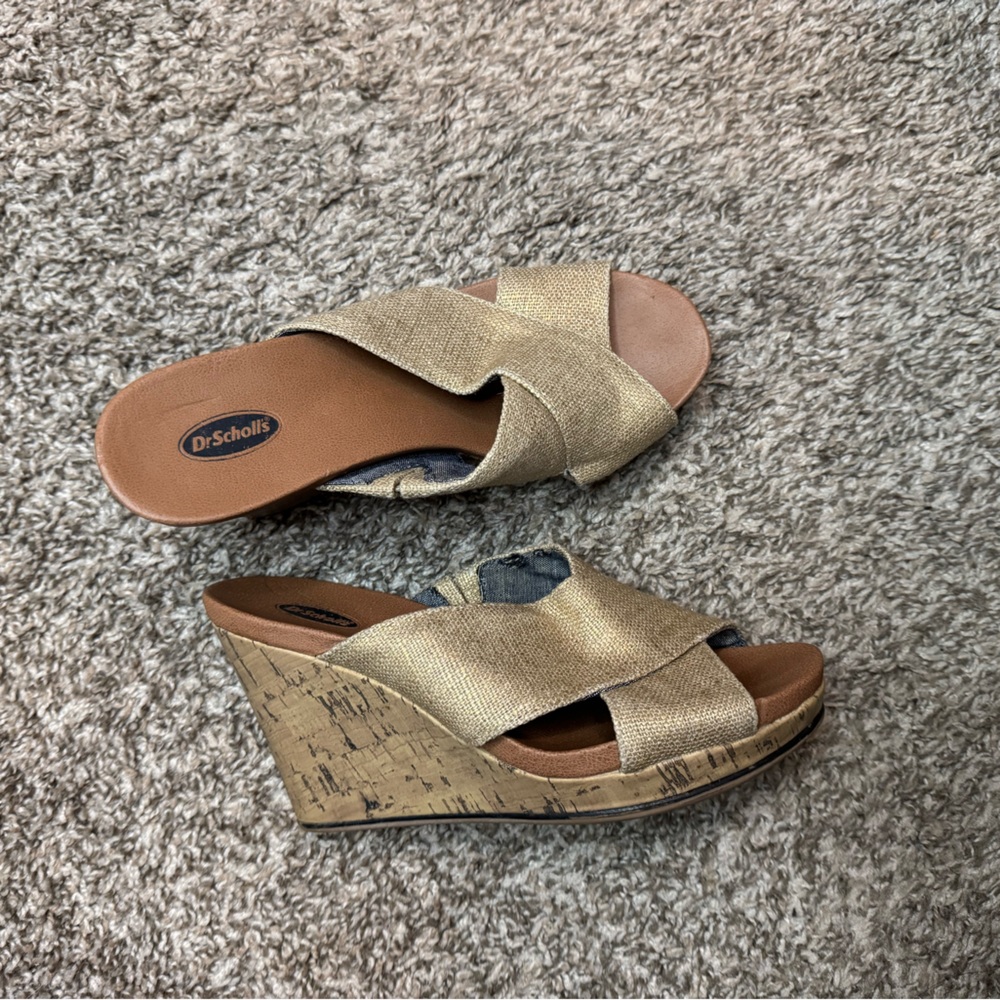 Dr.‎ Scholl's Gold and Tan Women's Wedge Sandals Size 6